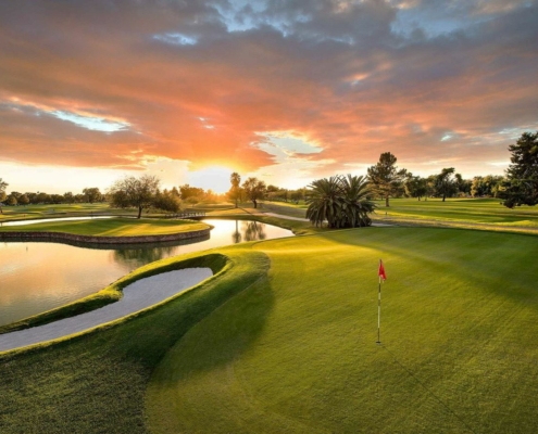 cancha de golf. experiencia exclusiva entre nuestros paquetes turísticos